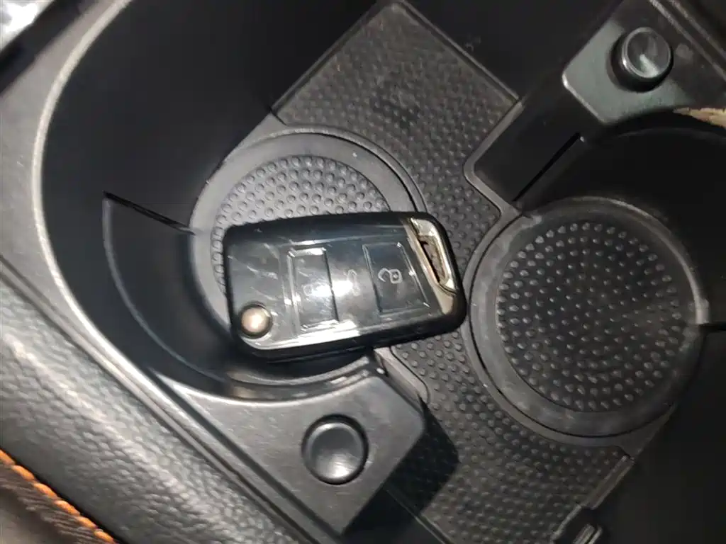Volkswagen Sagitar 2021 280TSI DSG 30th Anniversary Edition фото 9