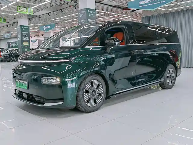  Geely Galaxy Yizhen L380 2024 116kWh 6-Seater 2WD Pro