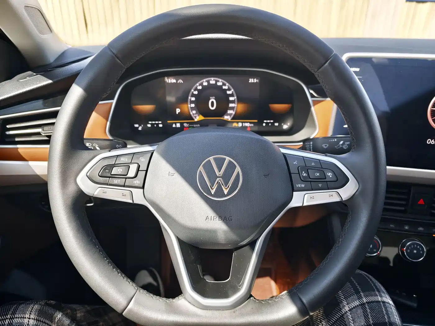 Volkswagen Bora 2024 280TSI DSG Comfort Ride Edition фото 12