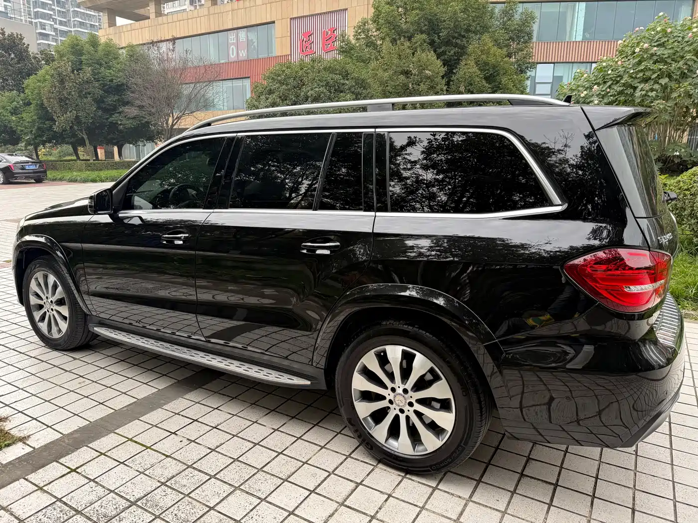 Mercedes-Benz GLS 2016 GLS 400 4MATIC Dynamic фото 5