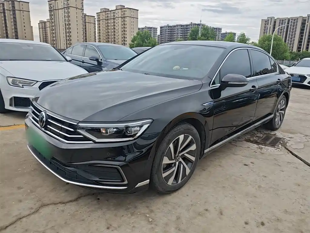 Volkswagen Magotan GTE Plug-in Hybrid 2022 GTE Luxury фото 2
