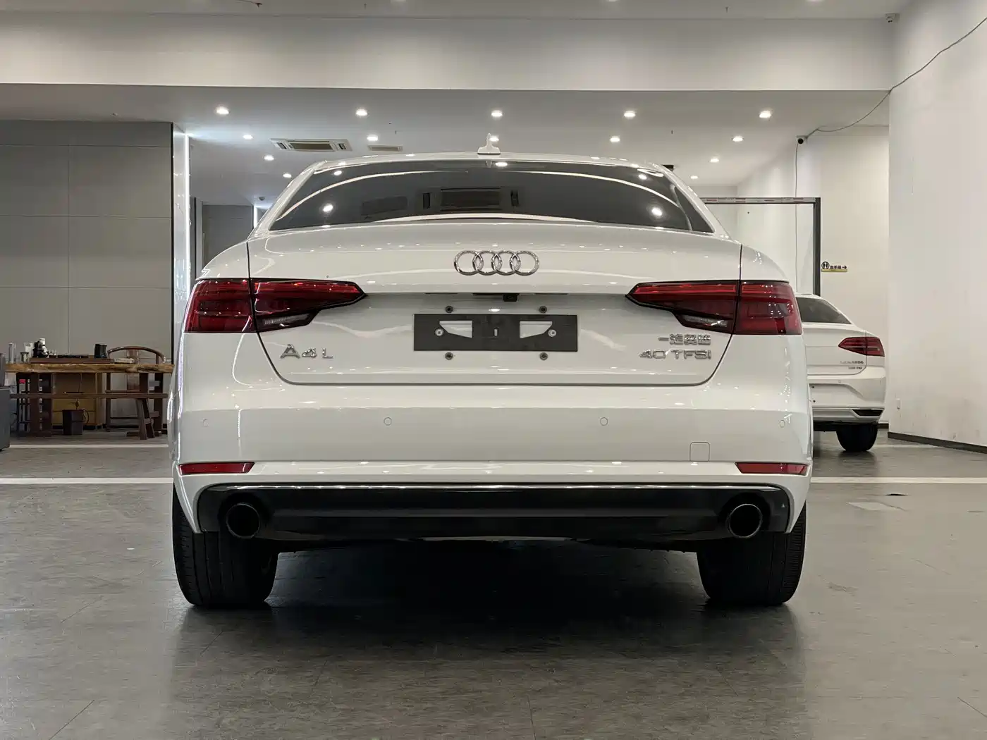 Фото 10 - Audi A4L
