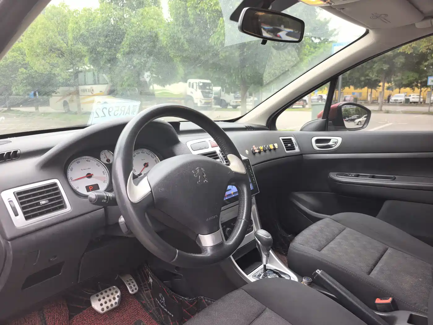 Peugeot 307 2013 1.6L Automatic CROSS фото 6