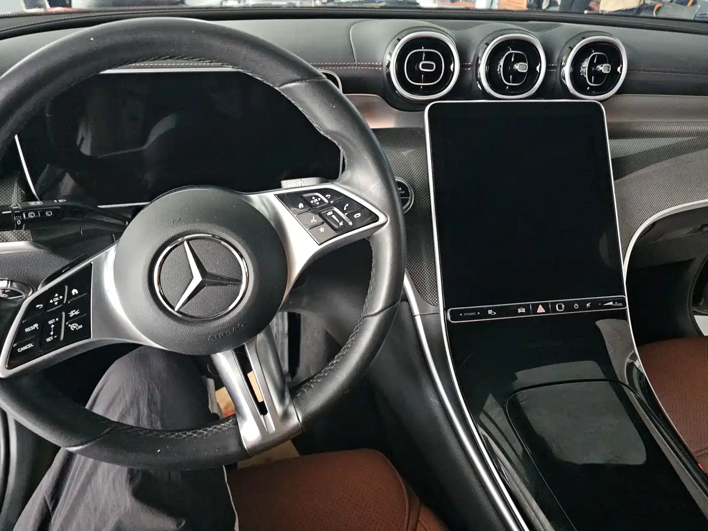صورة 6 - Mercedes-Benz GLC
