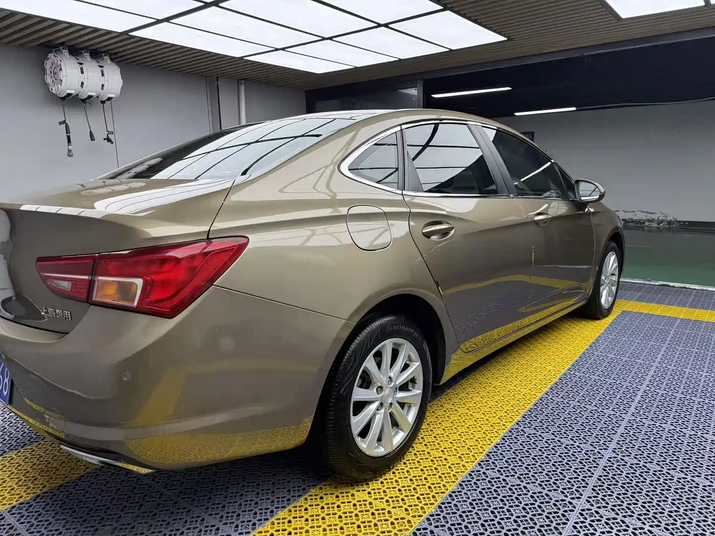 Фото 9 - Buick Verano