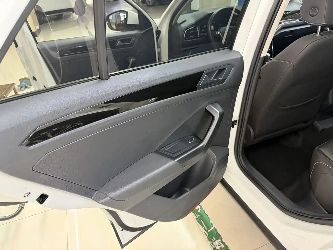Volkswagen T-ROC 2022 2022 280TSI DSG 2WD Comfort PLUS