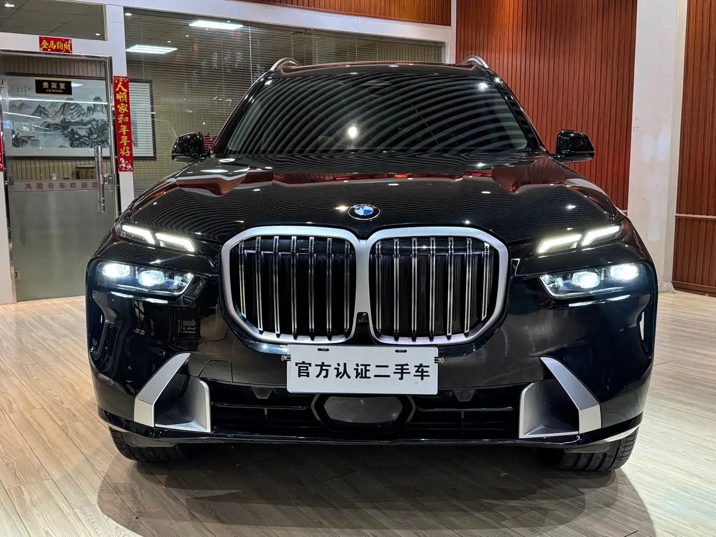 BMW X7 2023 xDrive40i Leading Luxury Package фото 2