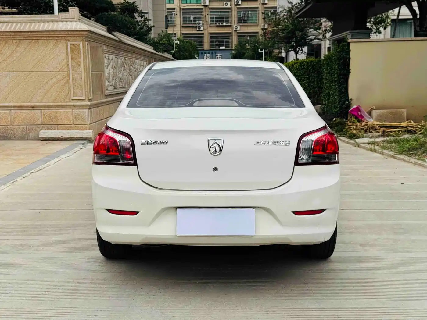 Baojun 630 2013 2013 1.5L Manual Elite