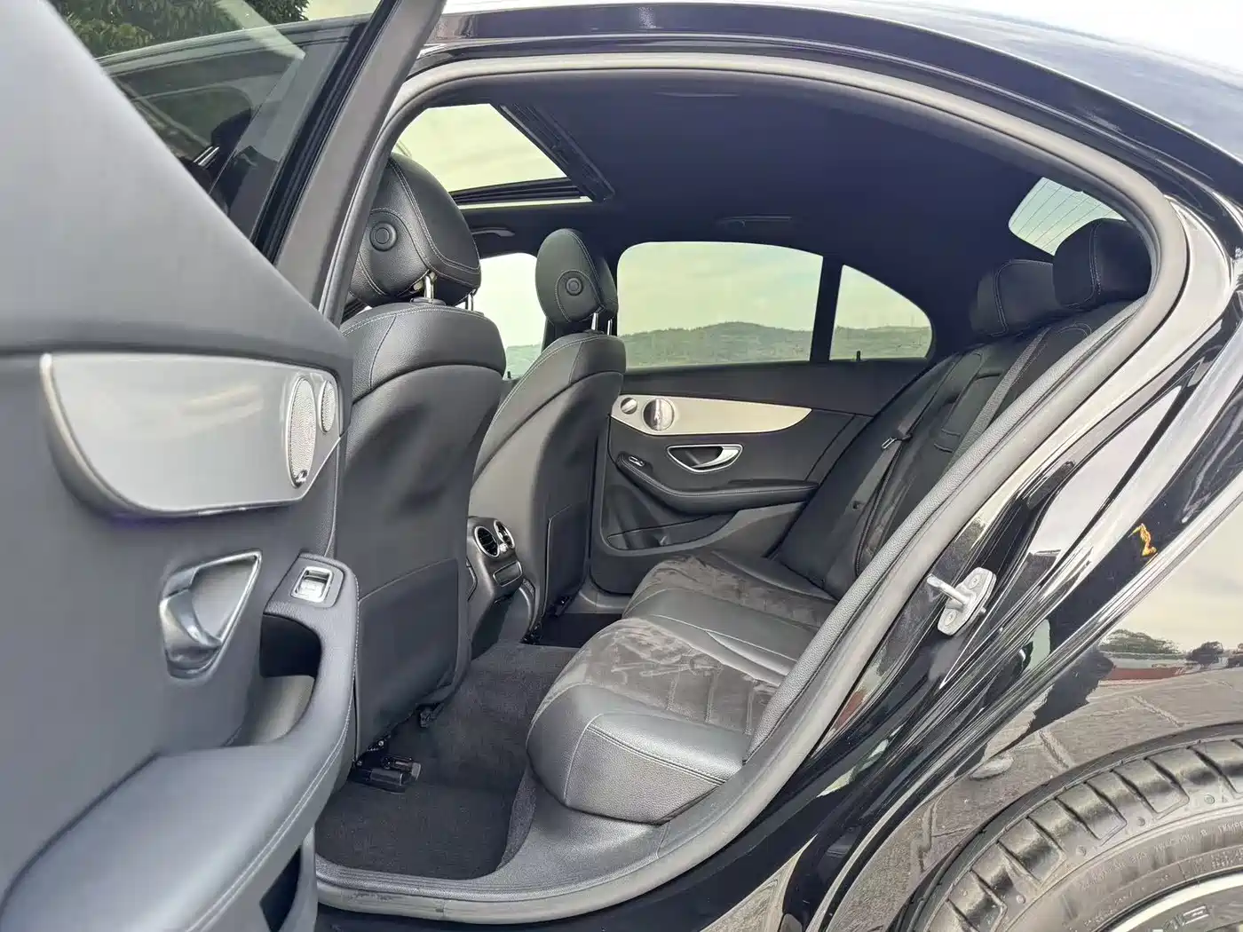 Mercedes-Benz C-Class 2021 C 260 L Sport Starry Exclusive Edition фото 8