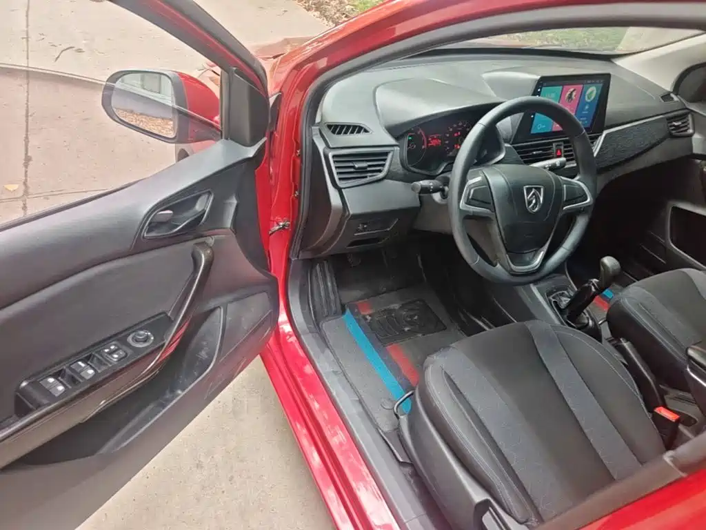 Baojun 310 2018 2016 1.2L Manual Comfort Model