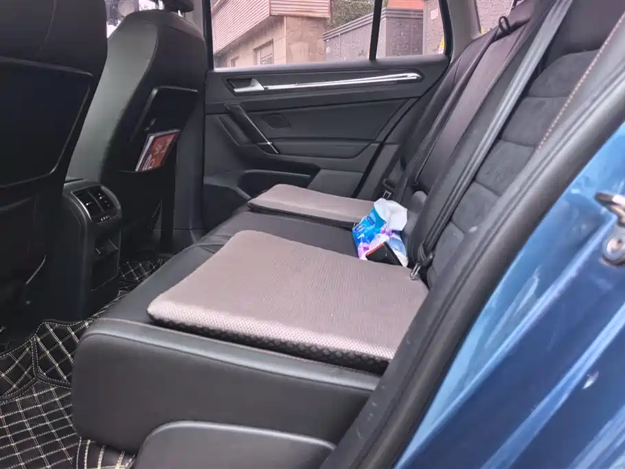 Volkswagen Golf Sportsvan 2018 280TSI Automatic Luxury фото 11