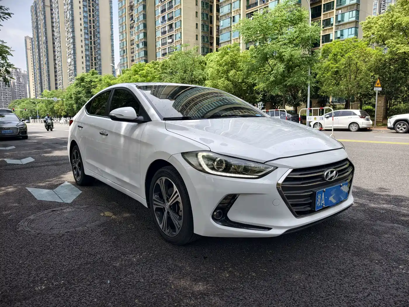 Hyundai Elantra 2018 1.4T DCT Dynamic·Vitality Model фото 2