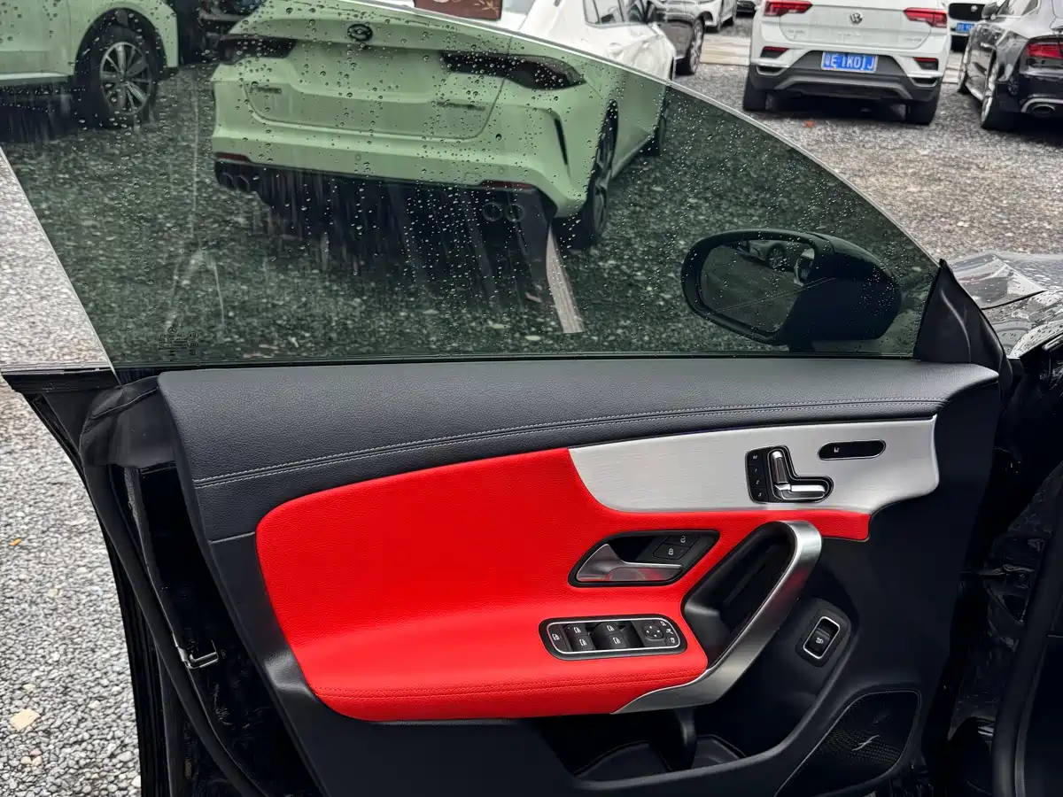 Mercedes-Benz CLA AMG 2024 AMG CLA 35 4MATIC фото 17