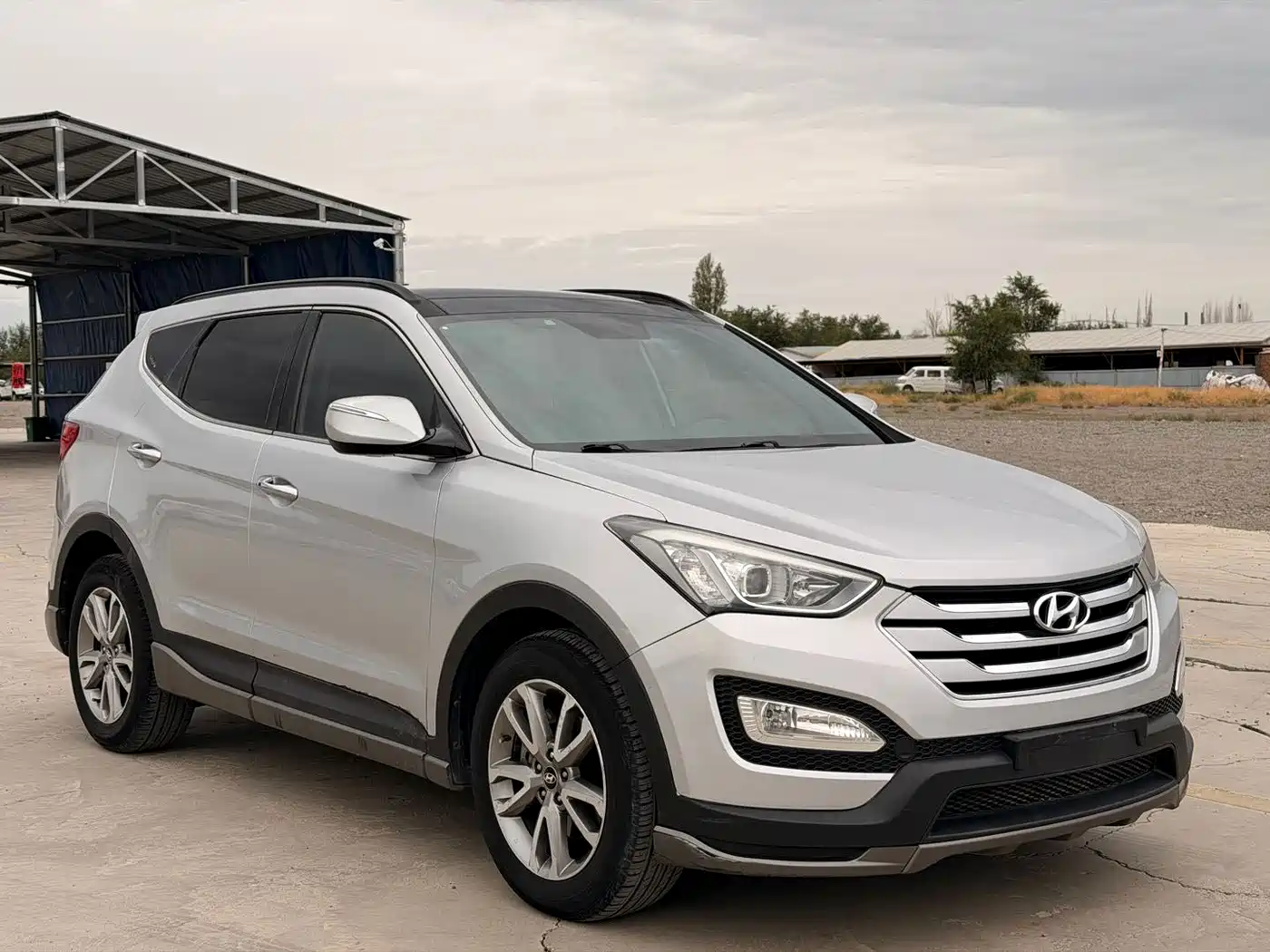 Hyundai Santa Fe (Import) 2013 2013 3.0L 4WD Comfort Navigation 7-seater Euro IV