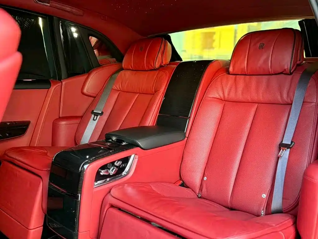 Rolls-Royce Phantom 2012 2013 6.7L Extended Wheelbase (EWB)