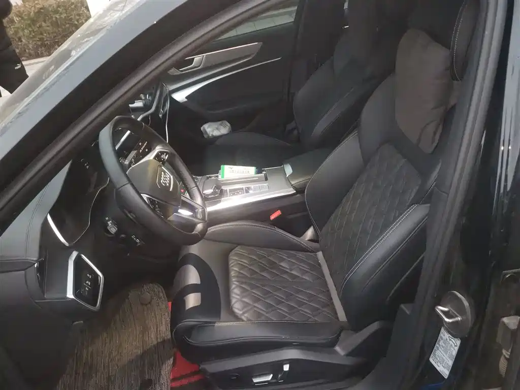 Audi A6L 2025 45 TFSI Premium Sport фото 8