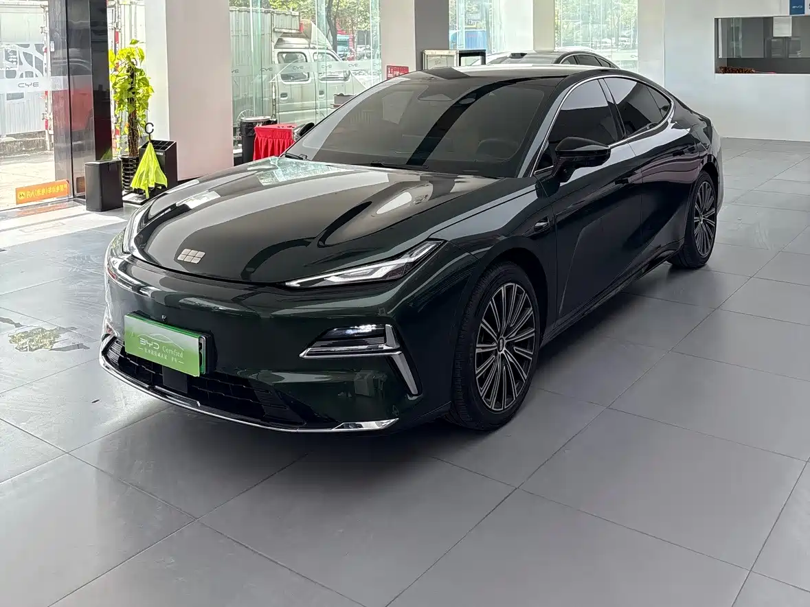 Geely Galaxy Galaxy Xingyao 8 2025