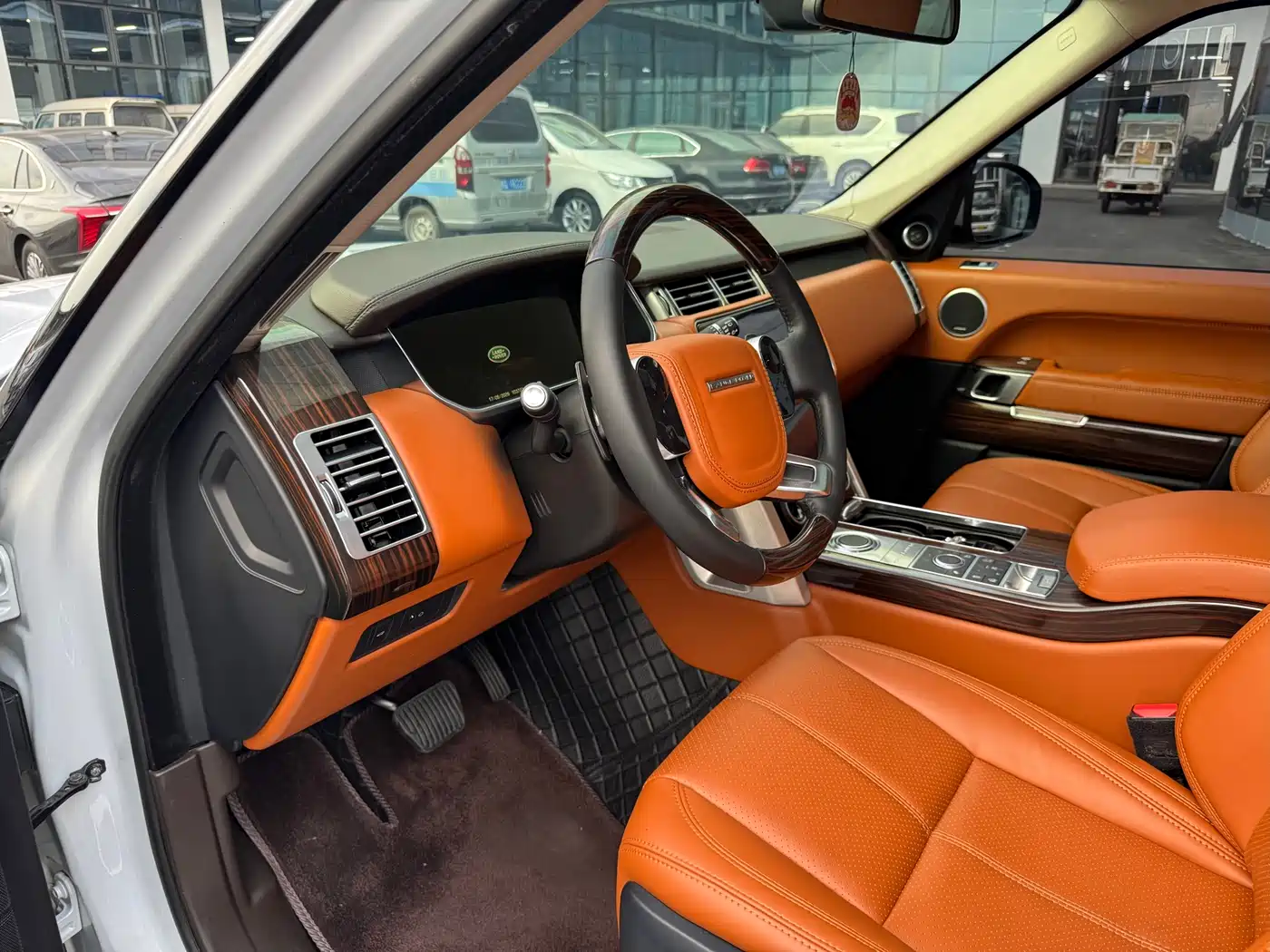 Land Rover Range Rover 2017 3.0 SC V6 Vogue фото 11