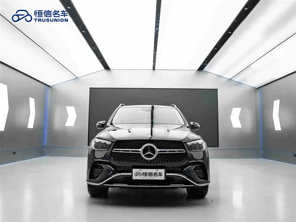 Mercedes-Benz GLE 2024 GLE 450 4MATIC Fashion фото 2