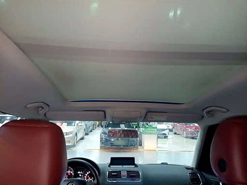 Škoda Yeti 2016 1.4TSI DSG Forward Edition фото 18