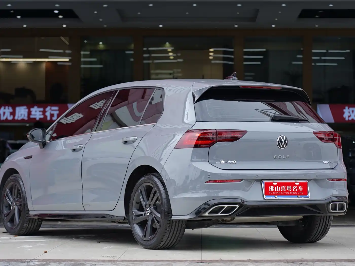 Volkswagen Golf 2021 280TSI DSG R-Line фото 2