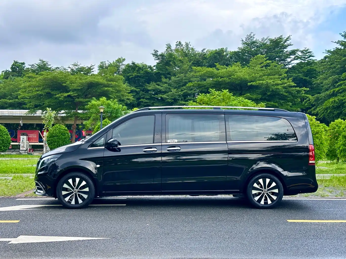 Mercedes-Benz Vito 2021 2.0T Business Edition 7-seater фото 18