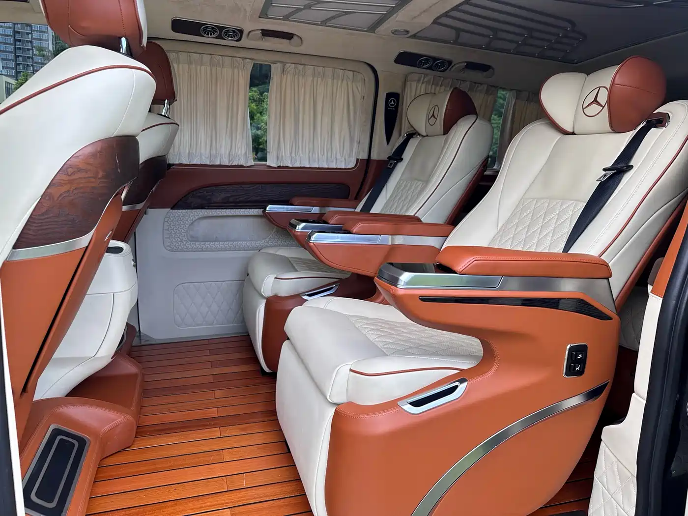 Mercedes-Benz Vito 2021 2.0T Business Edition 7-seater фото 12