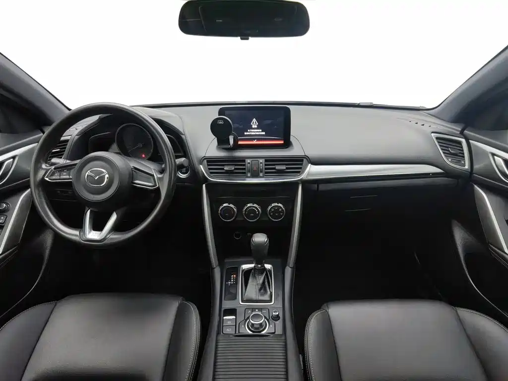 Mazda CX-4 2018 Model 2.0L Automatic 2WD Skyactiv Dynamic (China V) фото 5