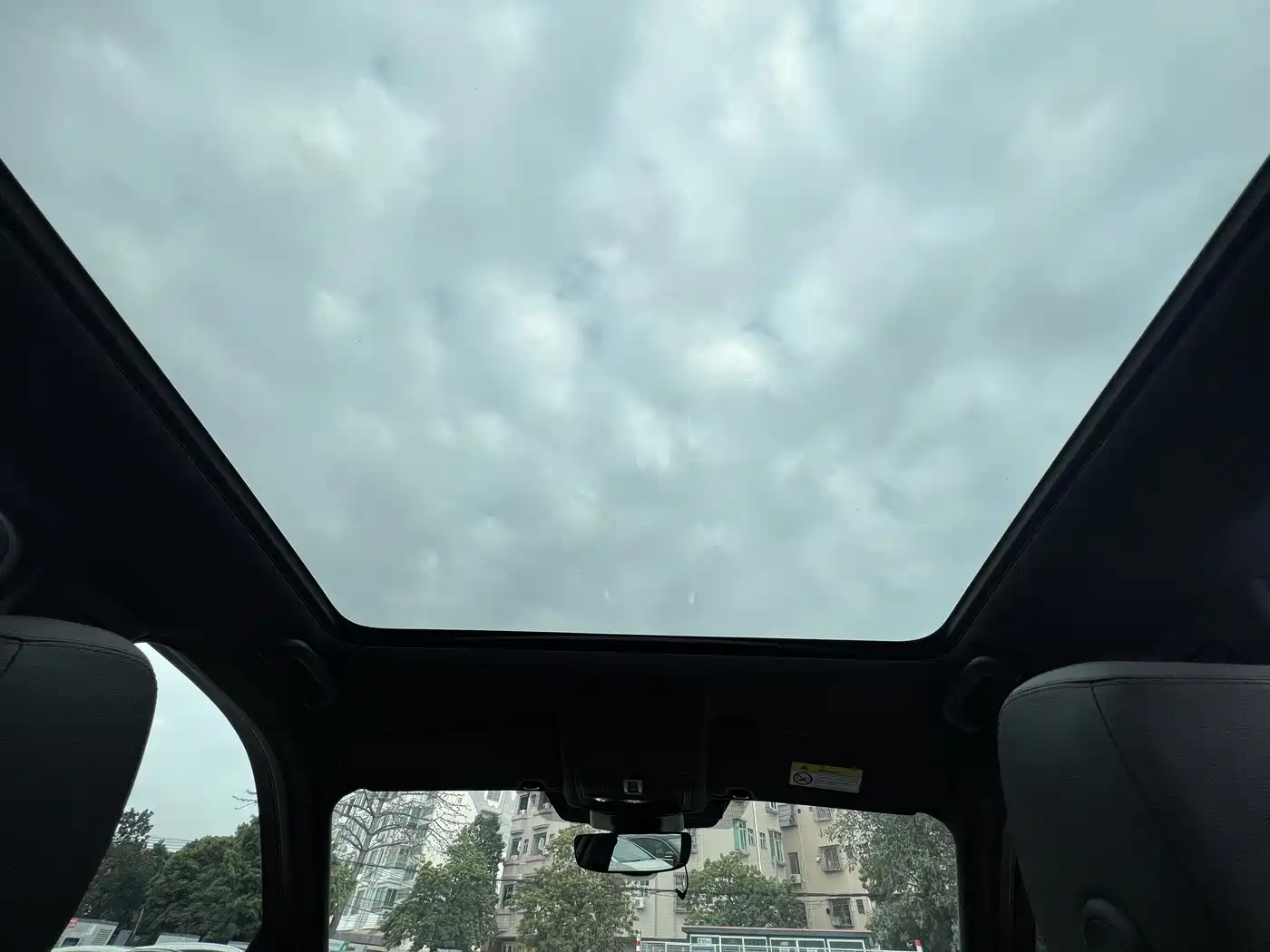 LAND ROVER DISCOVER NEW ENERGY SOURCES FOR SPORTS