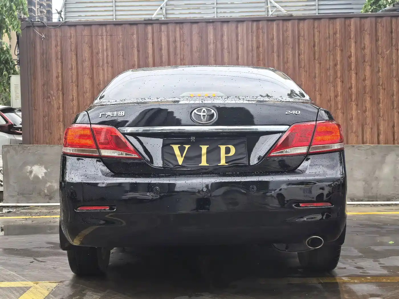 Фото 8 - Toyota Camry