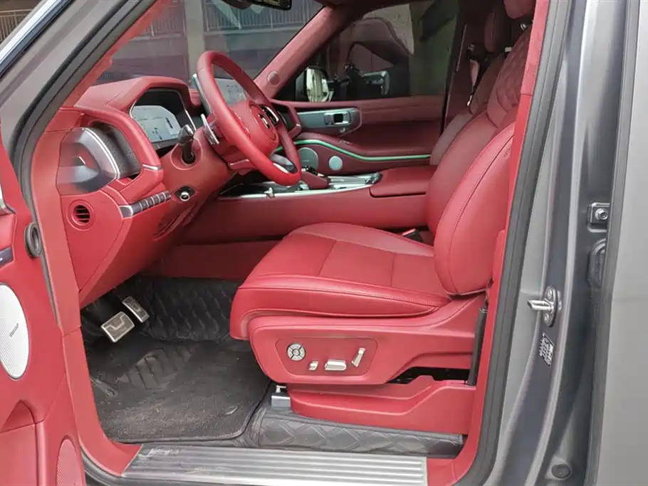 TANK TANK 700 NEW ENERGY