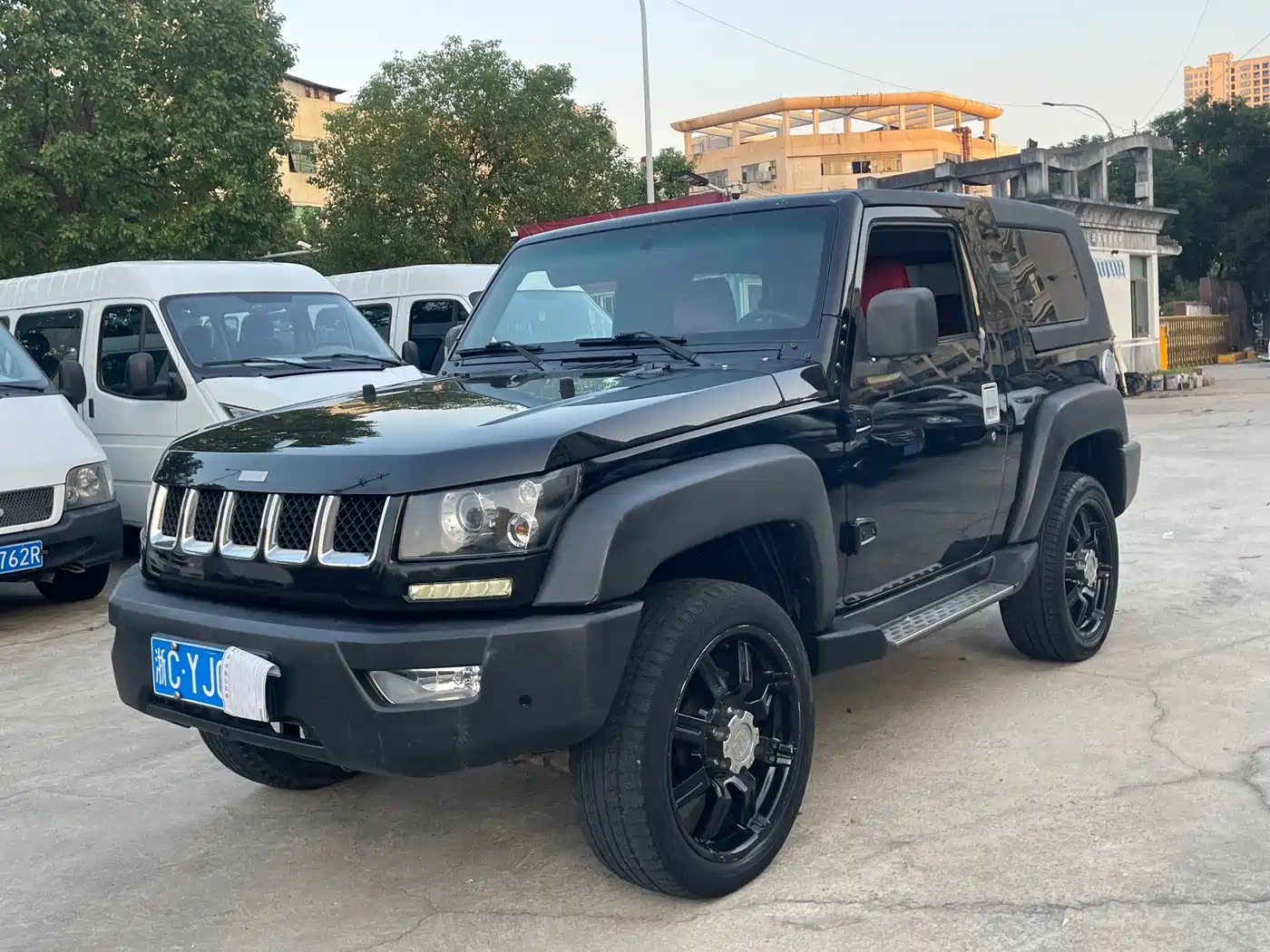 BAIC ORV Beijing Offroad BJ40 2016 2016 2.3T Manual 4WD Luxury Edition