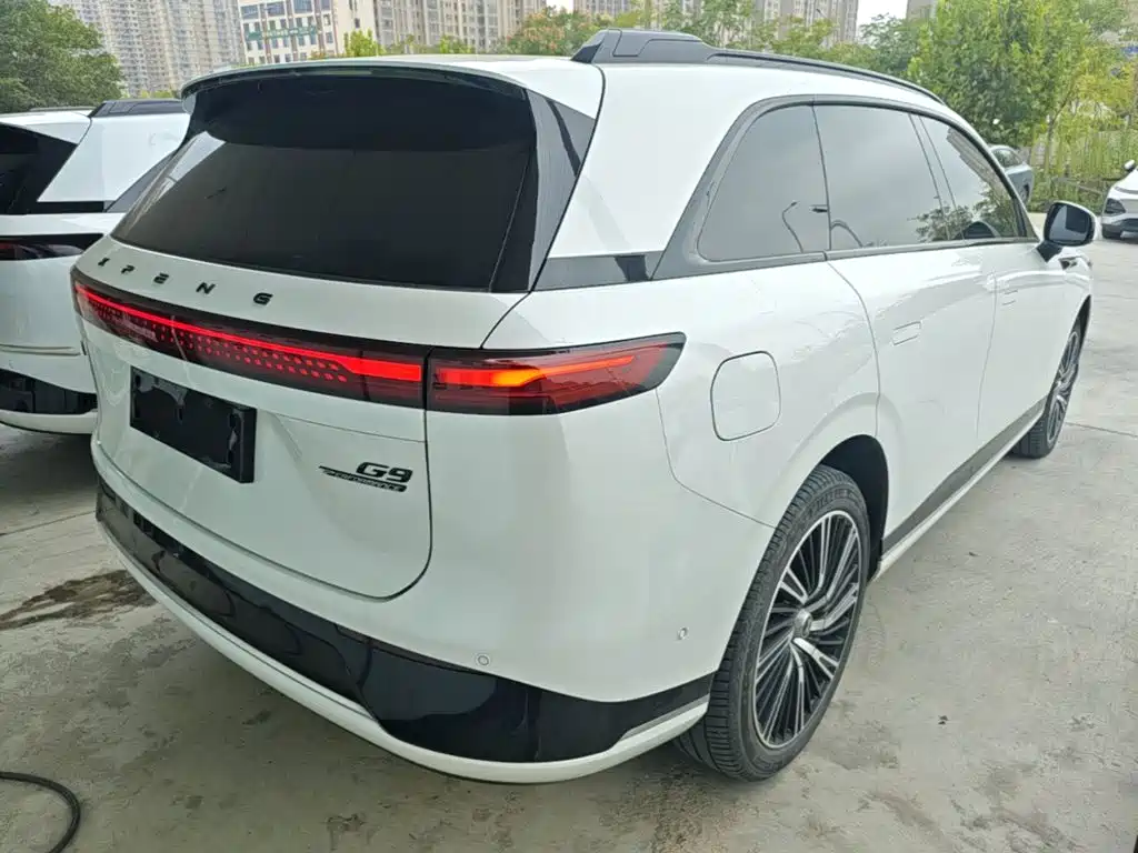 Photo 7 - XPeng G9