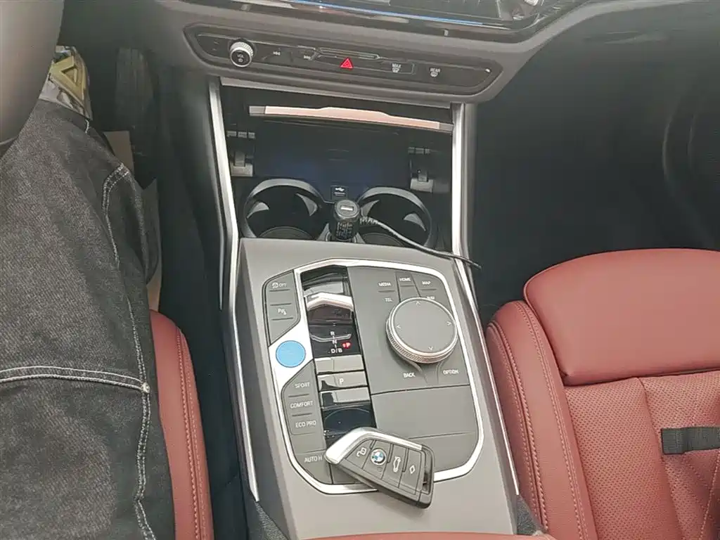 BMW i3 2025 eDrive 35 L фото 14