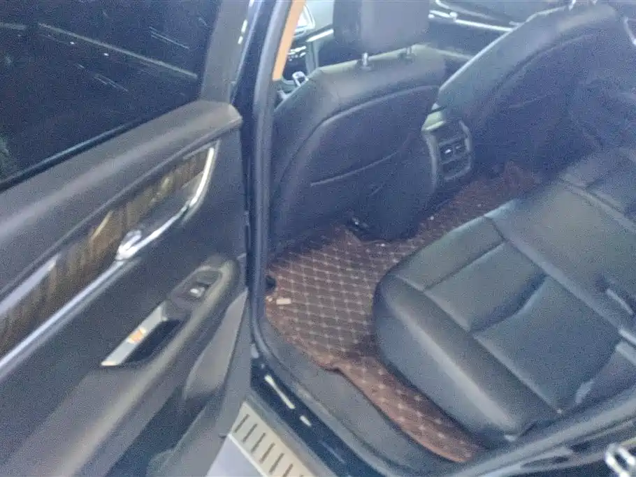 Cadillac XT5 2018 28T 4WD Luxury фото 11