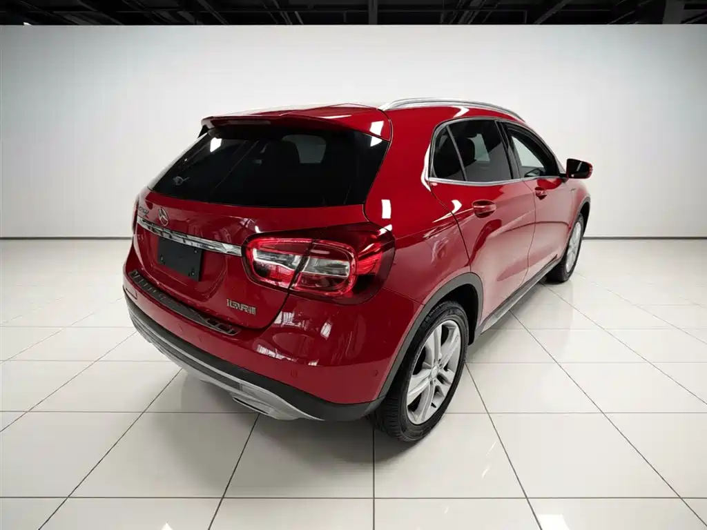 Mercedes-Benz GLA 2016 GLA 200 Dynamic фото 7