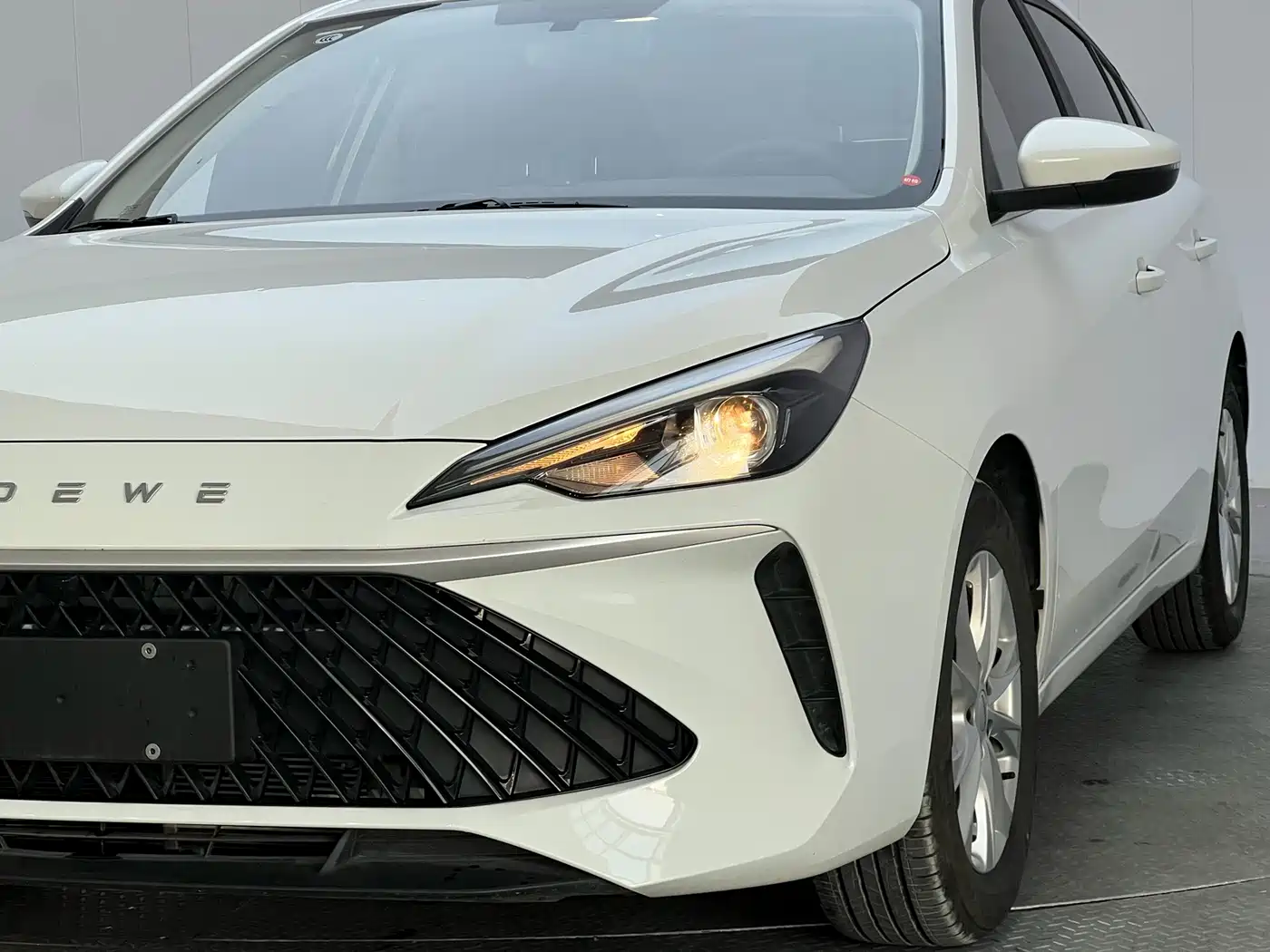 2026 Roewe i5