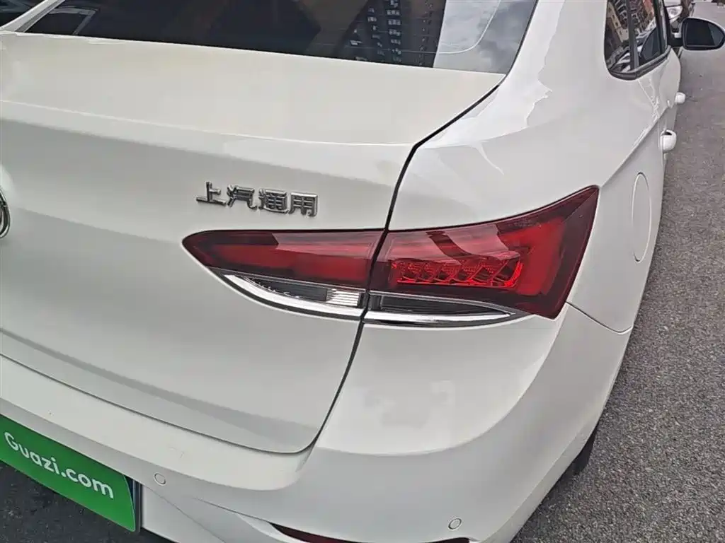 Buick Excelle 2019 18T Auto Connected Elite China VI фото 8