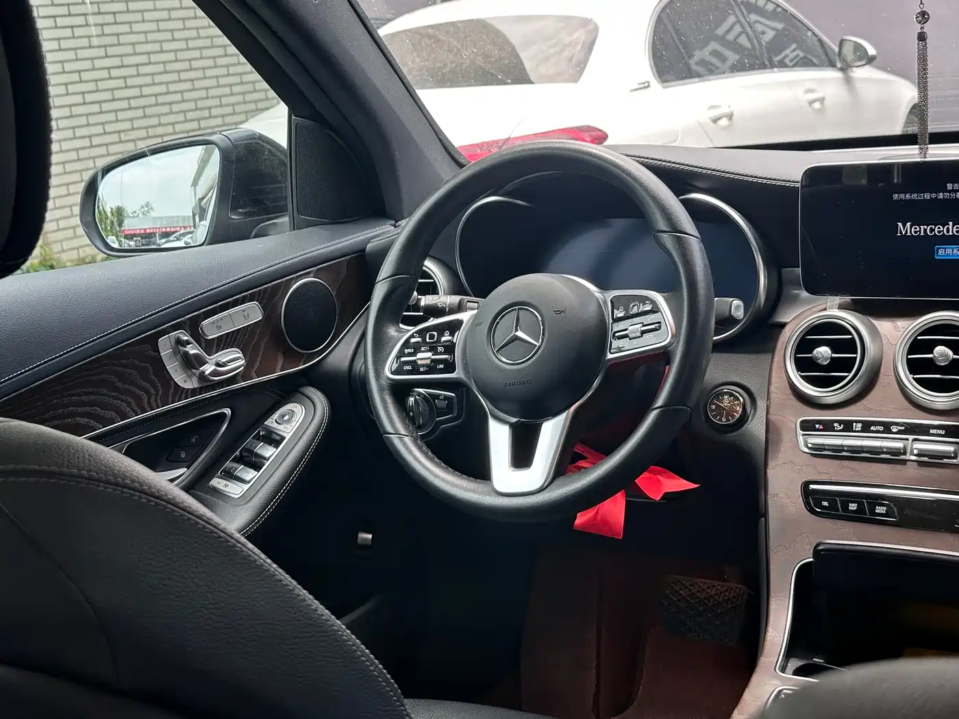 Mercedes-Benz GLC 2020 GLC 300 L 4MATIC Dynamic фото 9