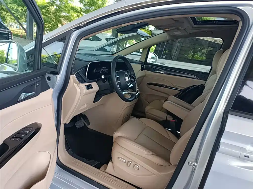 Buick GL8 New Energy 2025 Land Honor Premium Edition 7-Seater фото 16