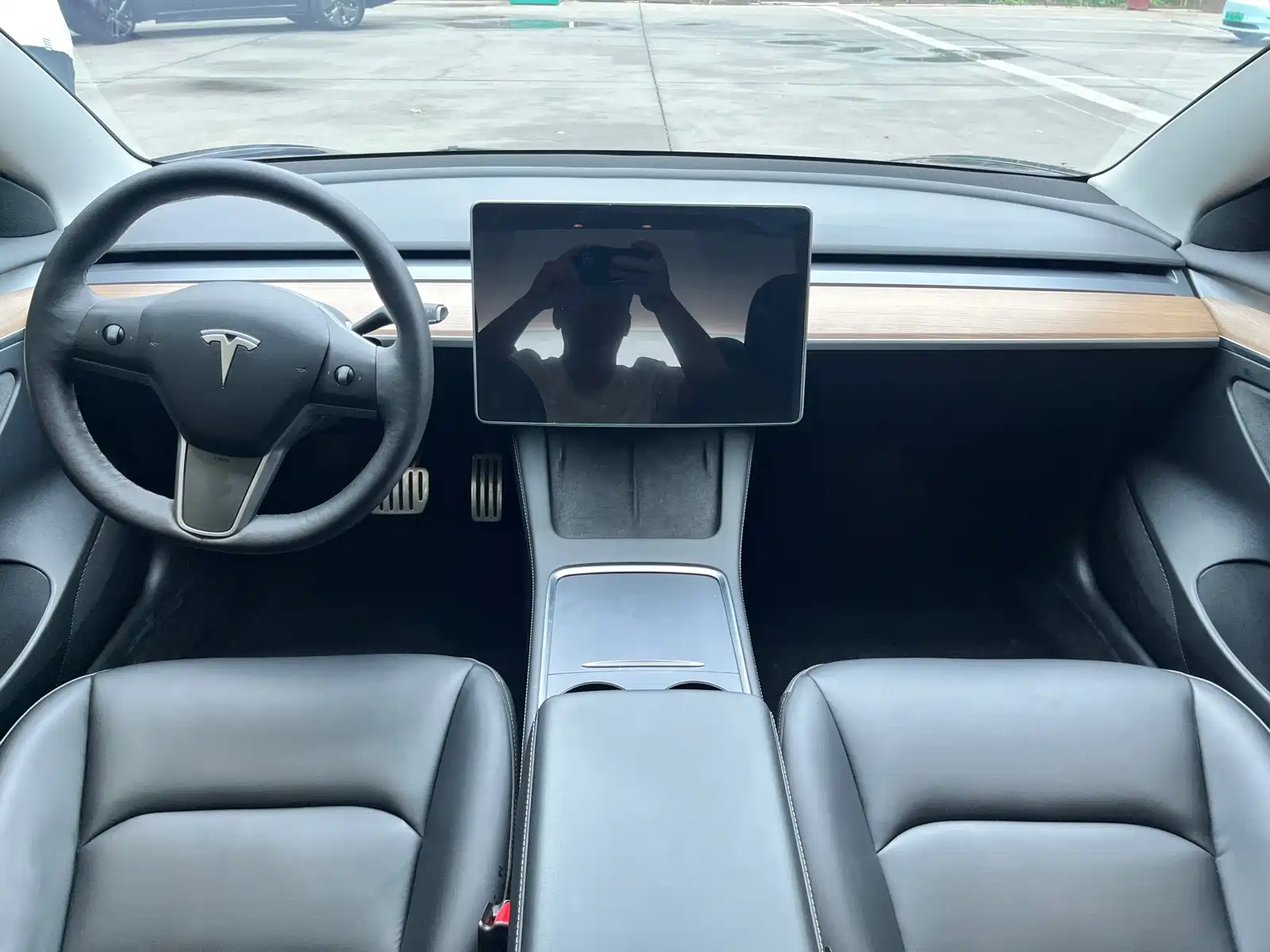 Фото 6 - Tesla Model 3