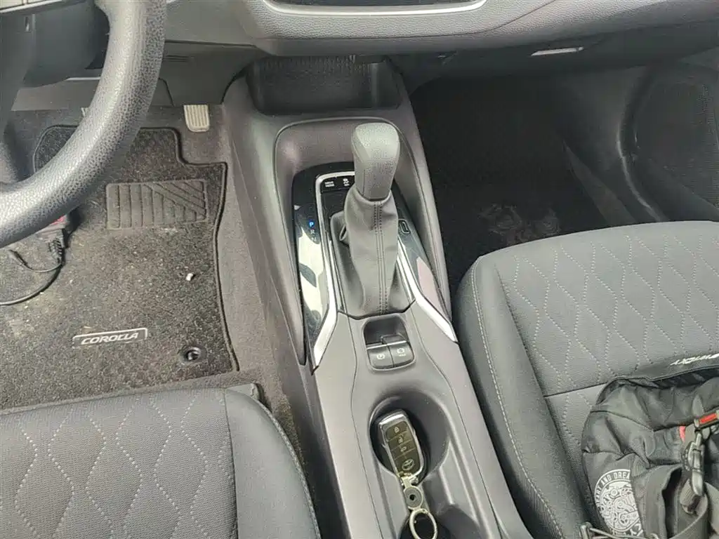 Toyota Corolla 2023 1.8L Smart Hybrid Dual Engine Pioneer Edition фото 13