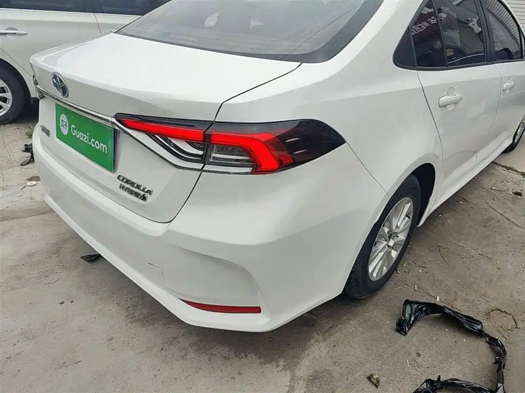 Toyota Corolla 2023 1.8L Smart Hybrid Dual Engine Pioneer Edition фото 8