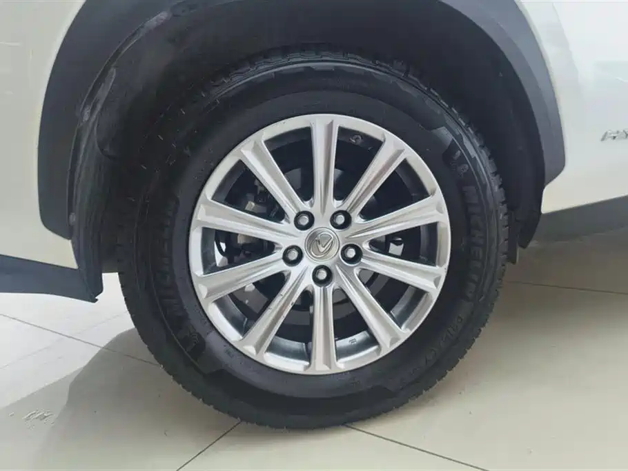 Lexus NX 2015 300h FWD Luxury фото 6