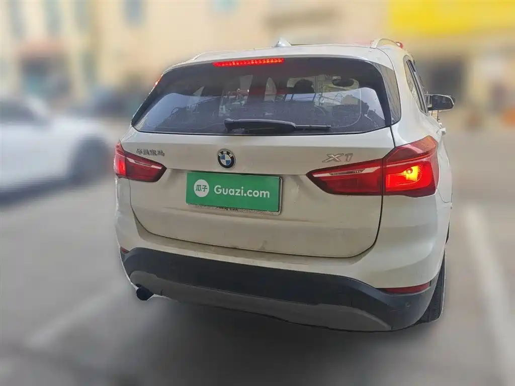 BMW X1 2016 sDrive18Li Premium Model фото 3