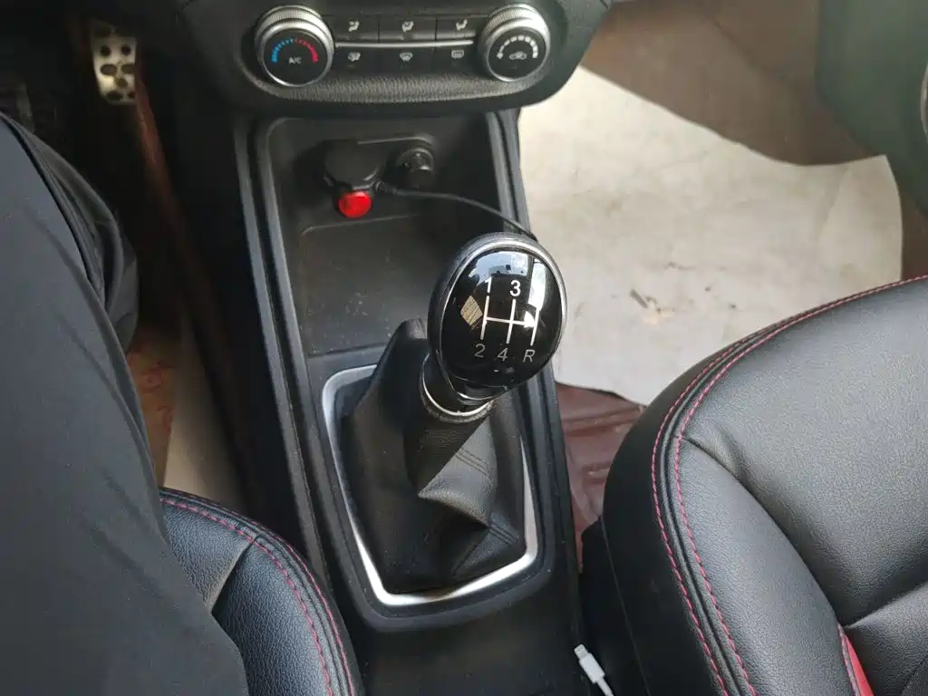 Haval H1 2015 2015 1.5L Manual Luxury