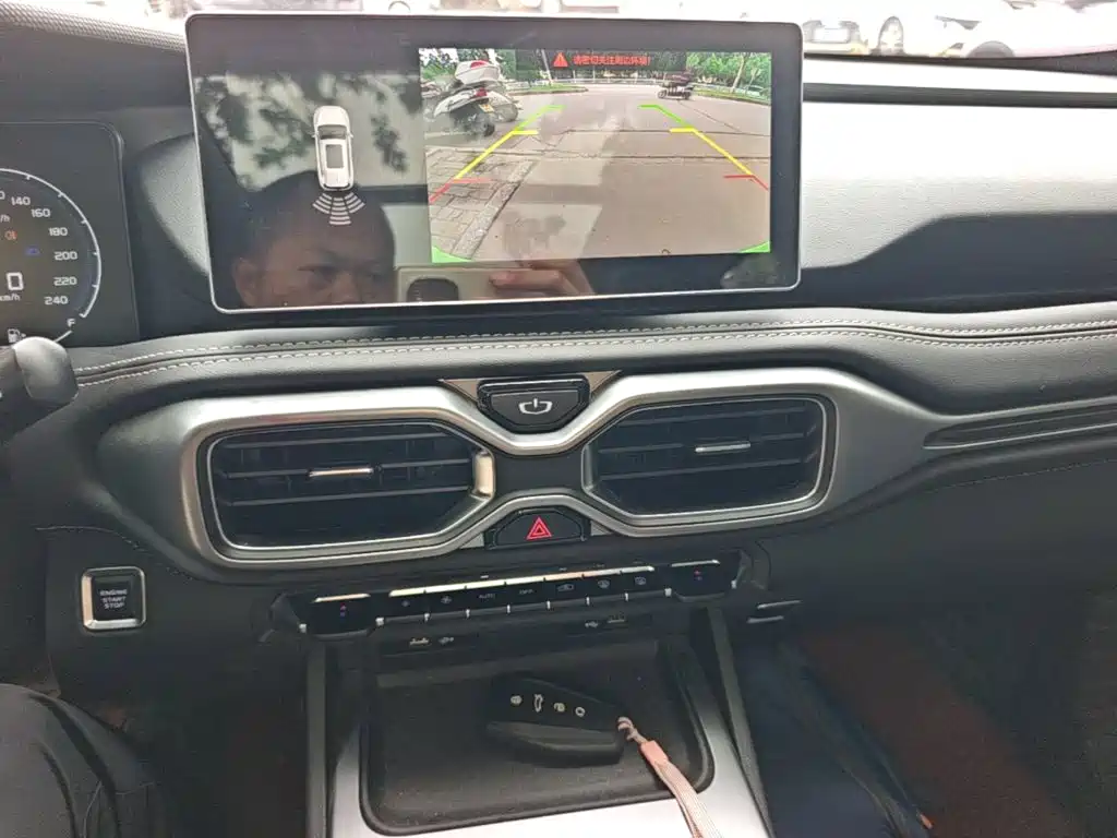 Geely Haoyue 2020 2020 1.8TD DCT Luxury 7-Seater