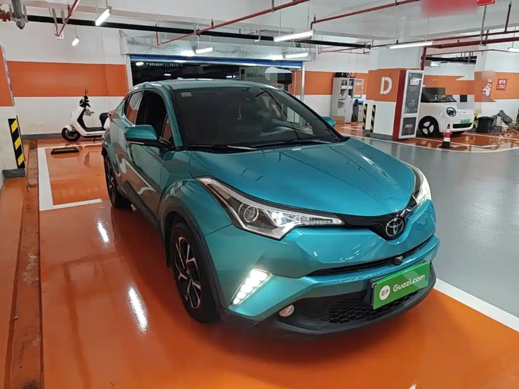 Photo 4 - Toyota C-HR