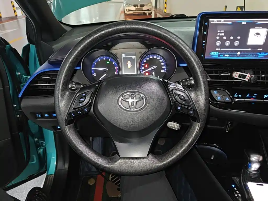 Photo 11 - Toyota C-HR