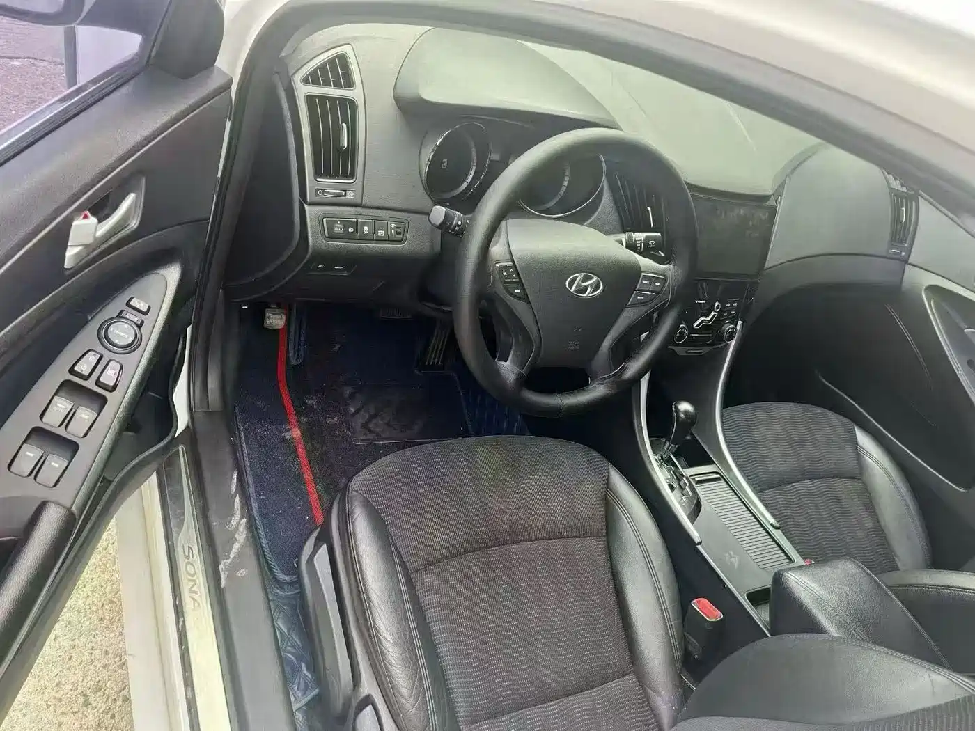 Hyundai Sonata 2012 2011 2.0L Auto Premium Edition